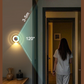 Luz nocturna inteligente LED con reloj y sensor de movimiento