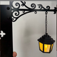 🏮📚 Sujetalibros Luminoso Vintage – Farola Retro en Miniatura que Ilumina y Decora tu Estantería ✨🌃