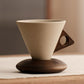 ☕✨ Taza Vintage con Asa de Madera y Platillo – Estilo Retro Elegante, Aroma y Estética Única para tu Rincón de Café