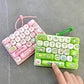 Lindo teclado botón llavero Fidget juguete